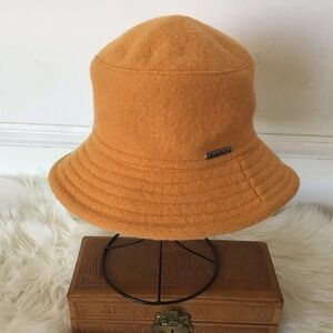Geiger Womens 100% Wool Bucket Hat Burnt Orange Ribbed Brim 22” circumference